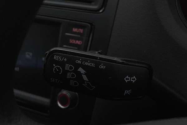2017 Volkswagen Polo 66 TSI TRENDLINE 6R MY17