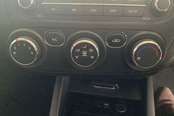 2016 Kia Cerato S YD