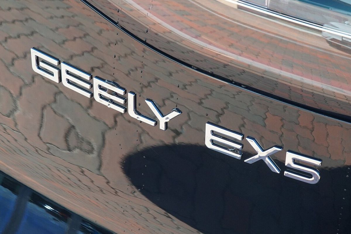 2025 Geely EX5 Inspire E245