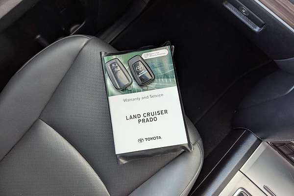 2022 Toyota Landcruiser Prado VX GDJ150R