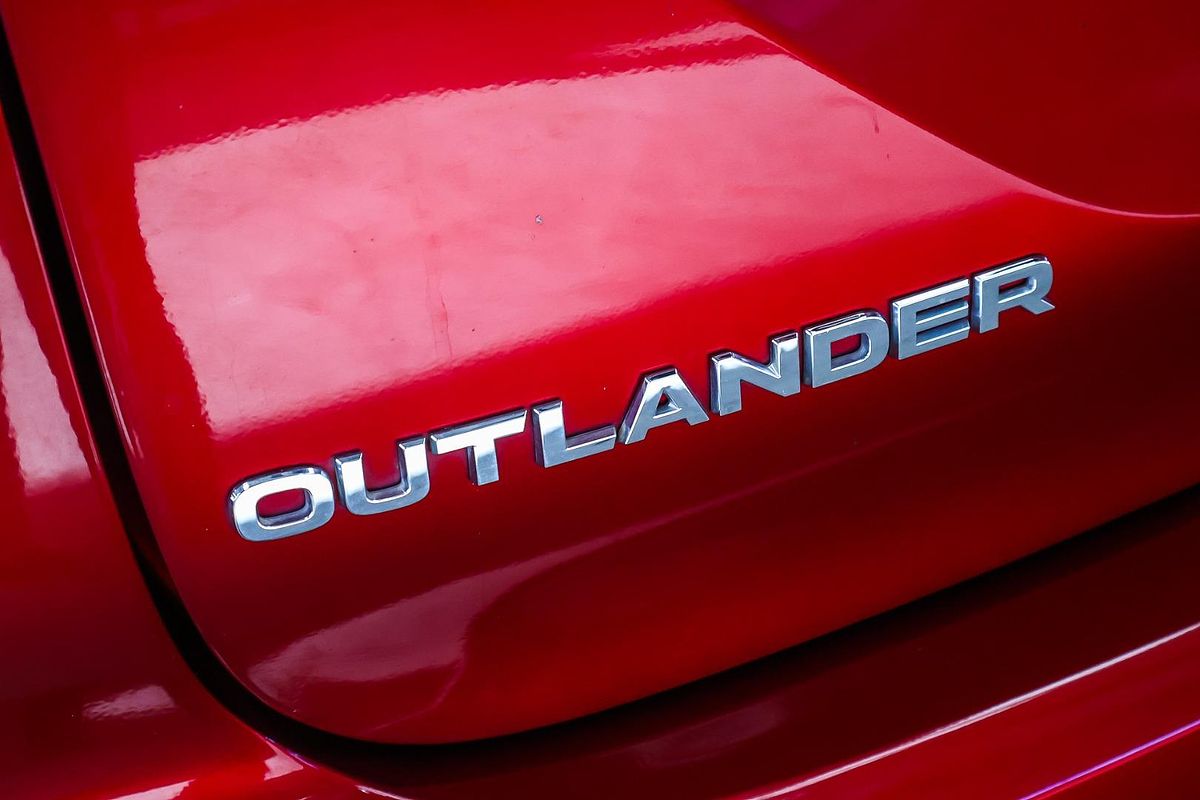 2021 Mitsubishi Outlander ES ZL