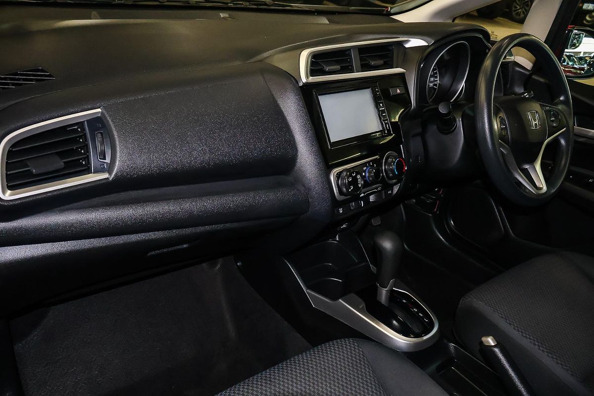 2017 Honda Jazz VTi GF
