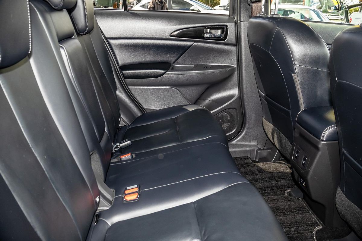 2024 Mitsubishi Eclipse Cross PHEV Exceed YB