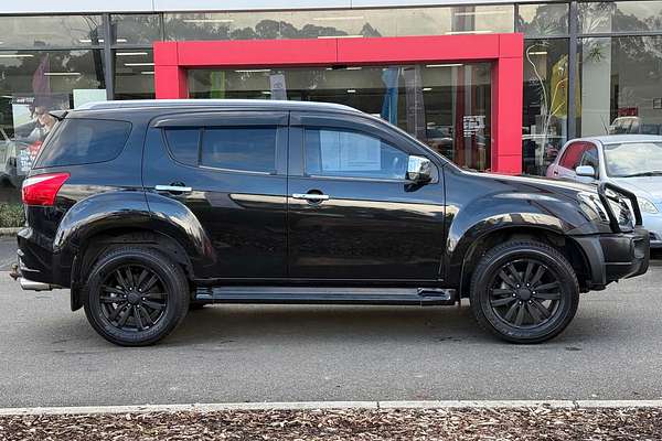 2017 Isuzu MU-X LS-T