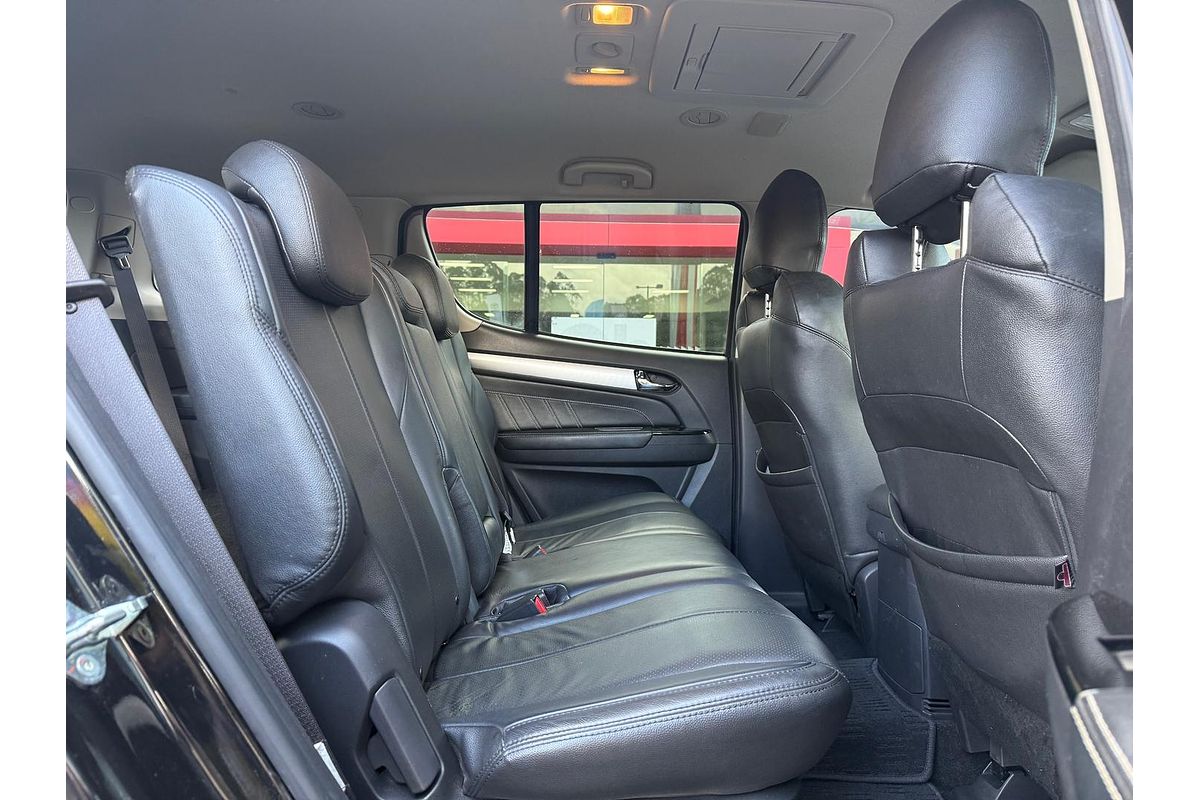 2017 Isuzu MU-X LS-T