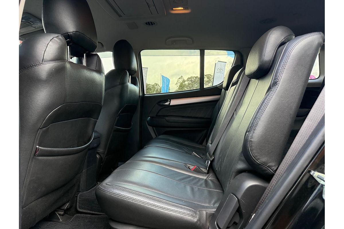 2017 Isuzu MU-X LS-T
