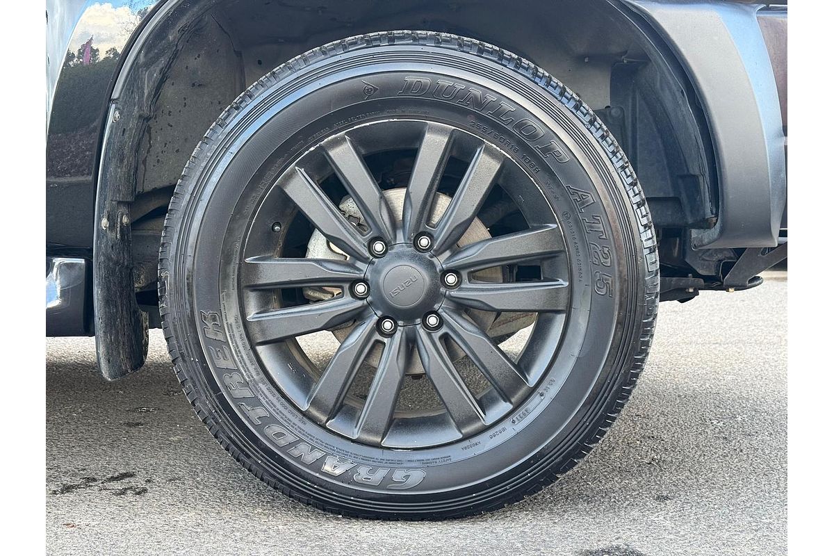 2017 Isuzu MU-X LS-T