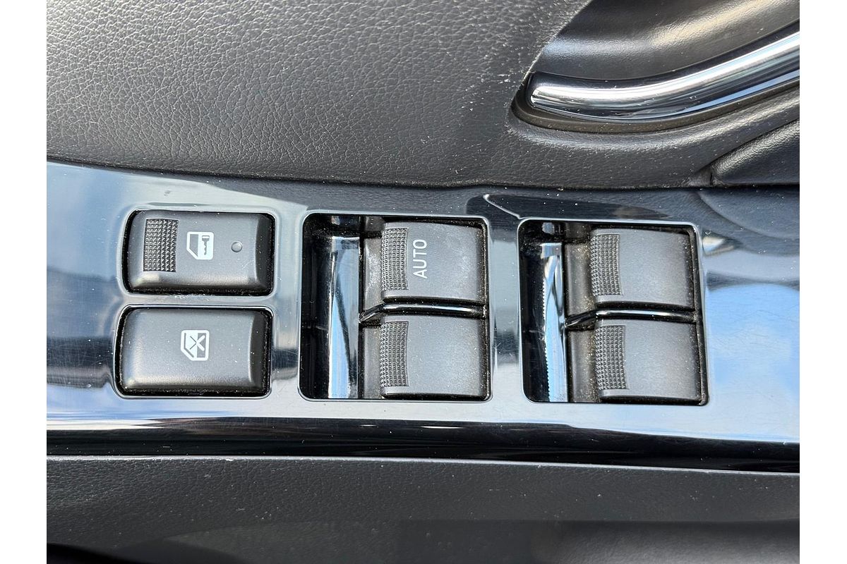 2017 Isuzu MU-X LS-T