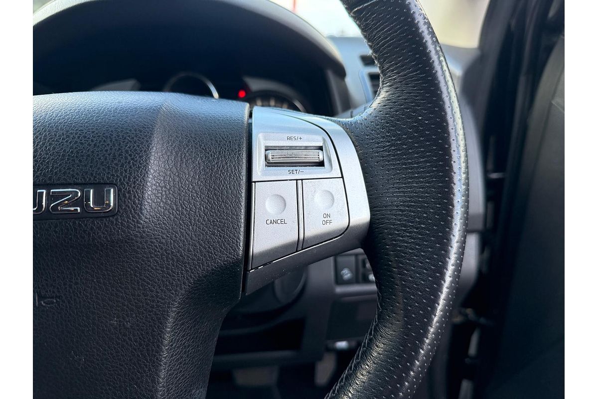 2017 Isuzu MU-X LS-T