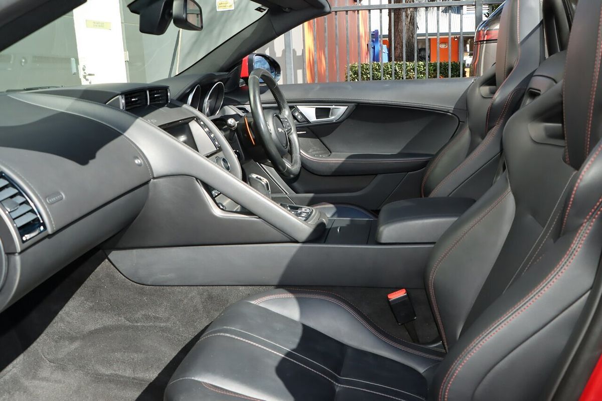 2015 Jaguar F-TYPE S X152
