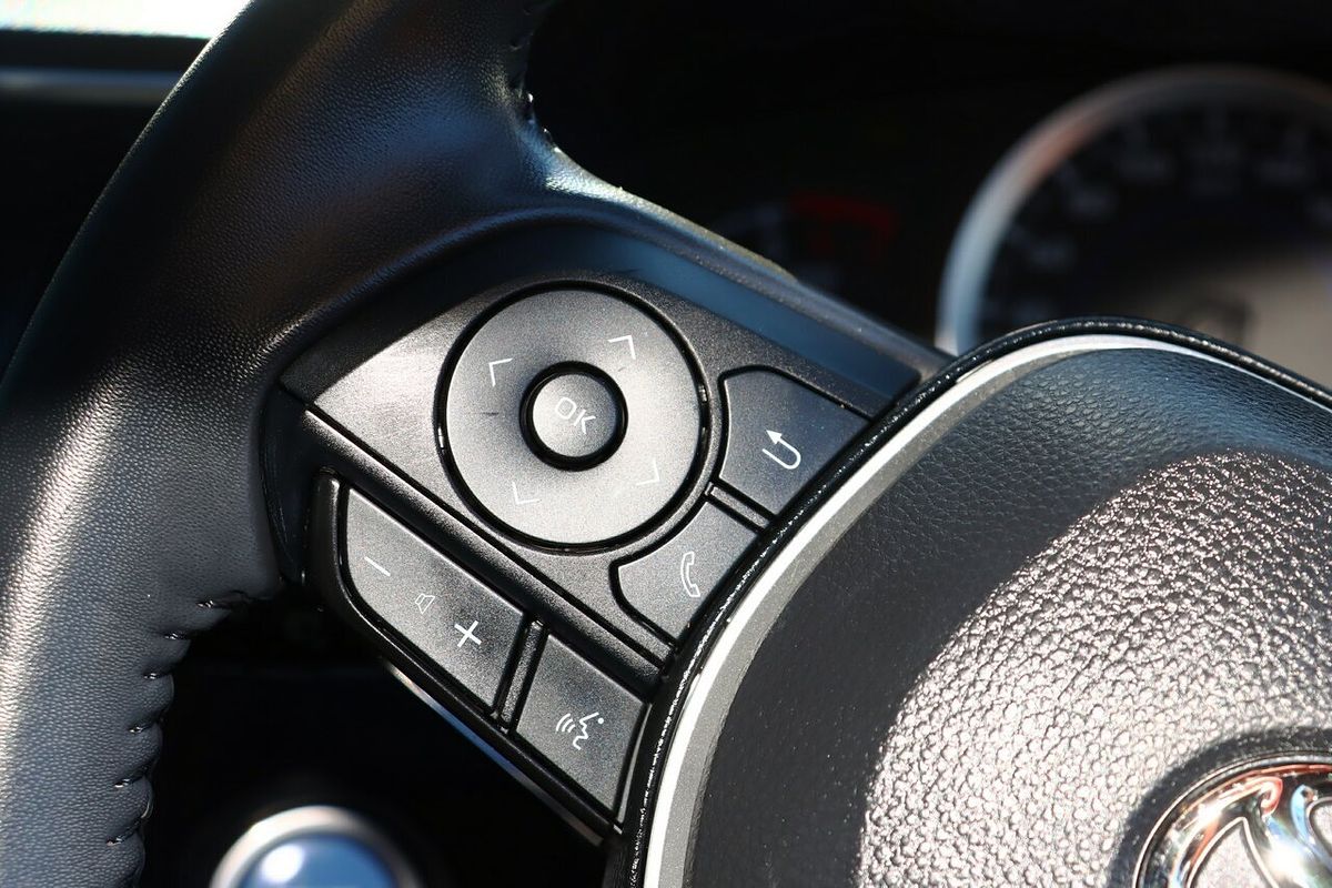 2021 Toyota Corolla SX Hybrid ZWE211R