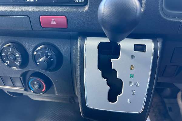 2014 Toyota Hiace KDH221R