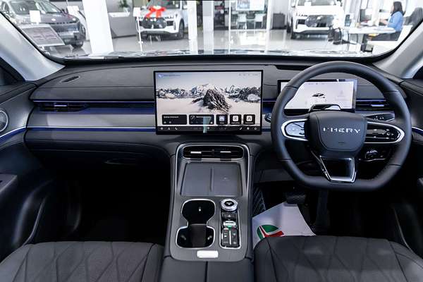 2025 Chery Tiggo 8 Super Hybrid Ultimate T31