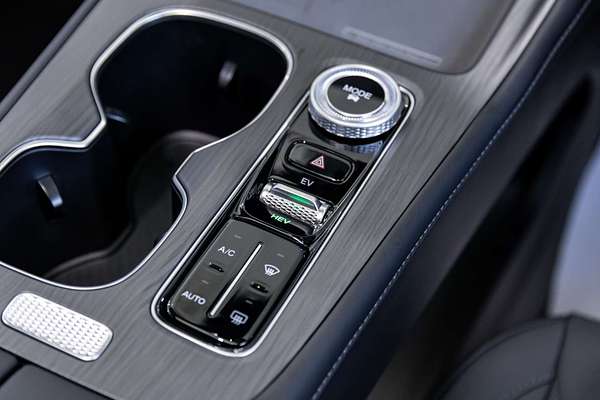 2025 Chery Tiggo 8 Super Hybrid Ultimate T31