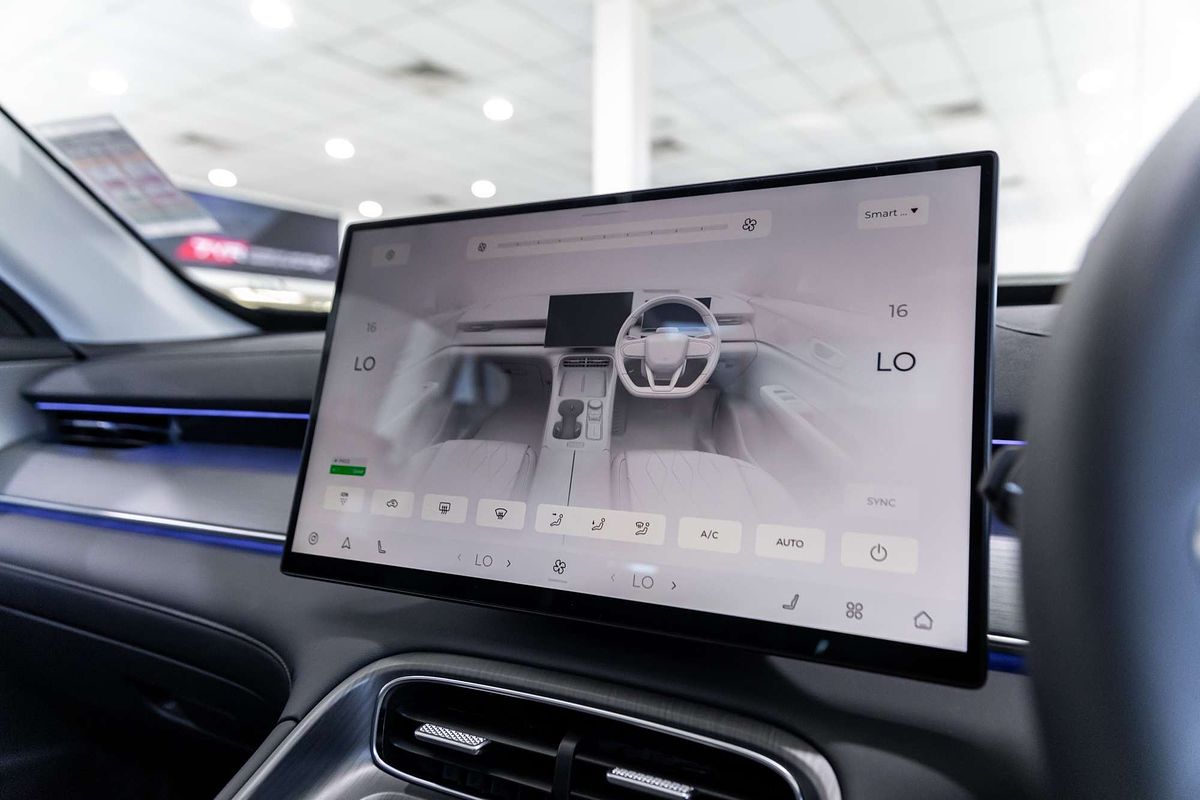 2025 Chery Tiggo 8 Super Hybrid Ultimate T31