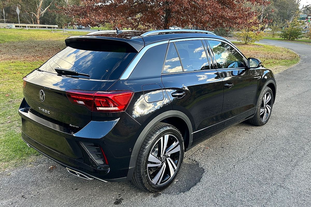 2025 Volkswagen T-Roc 140TSI R-Line D11