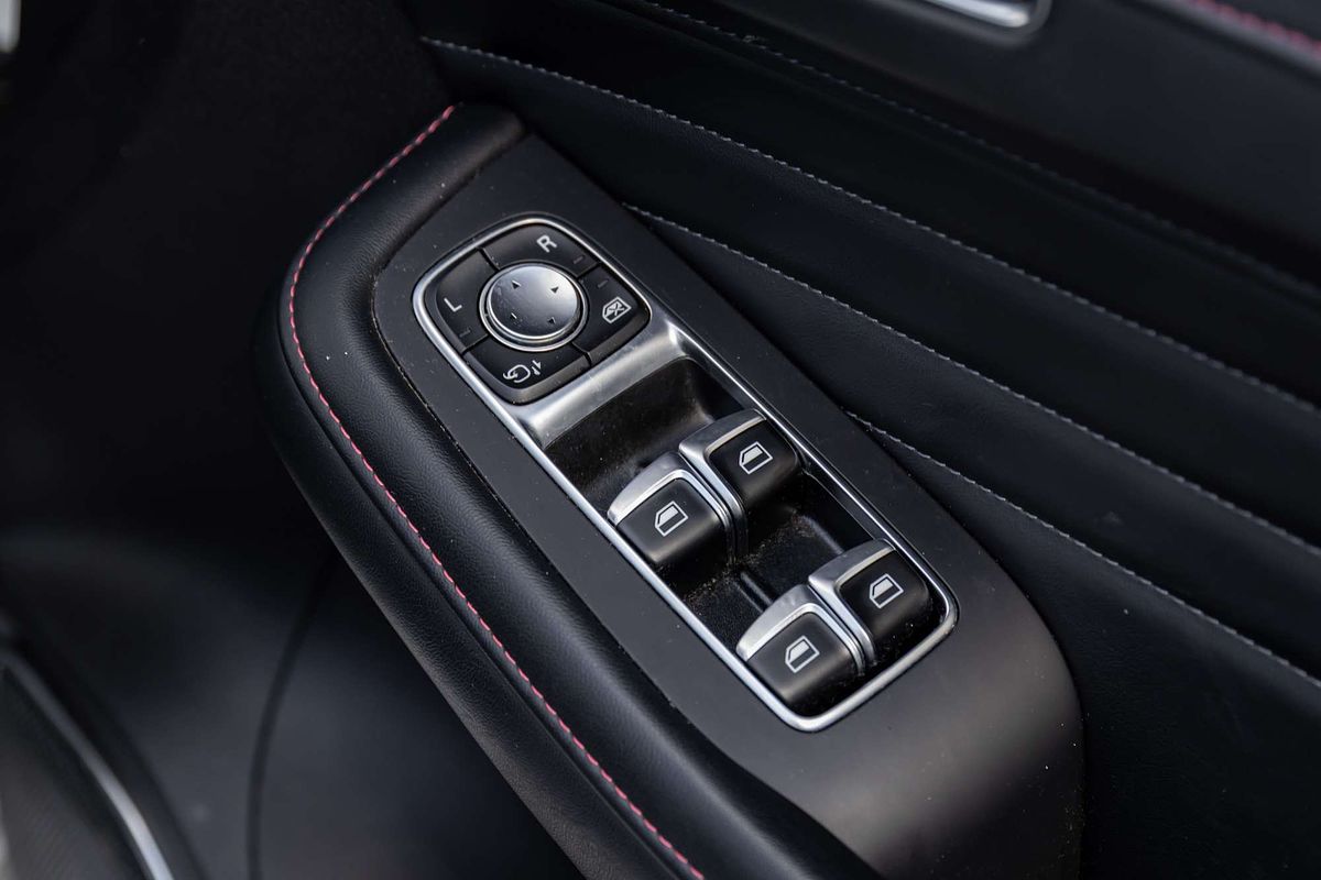 2021 MG HS PHEV Essence SAS23