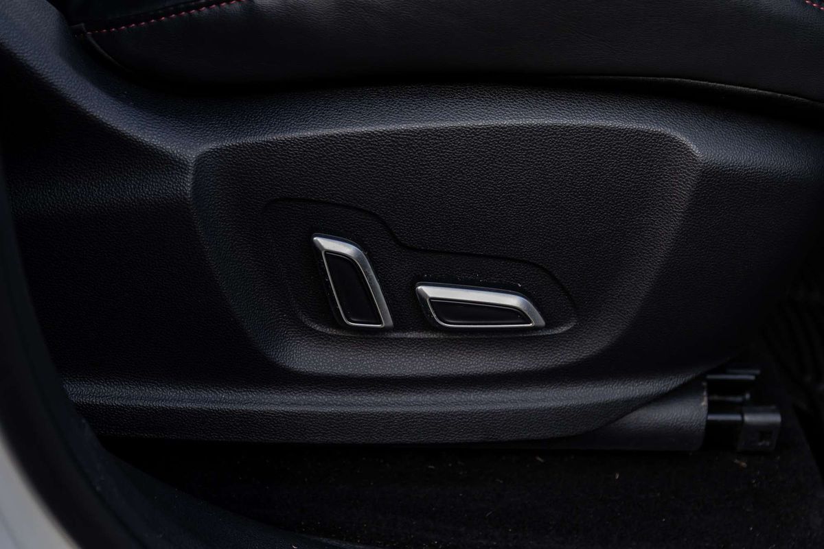2021 MG HS PHEV Essence SAS23