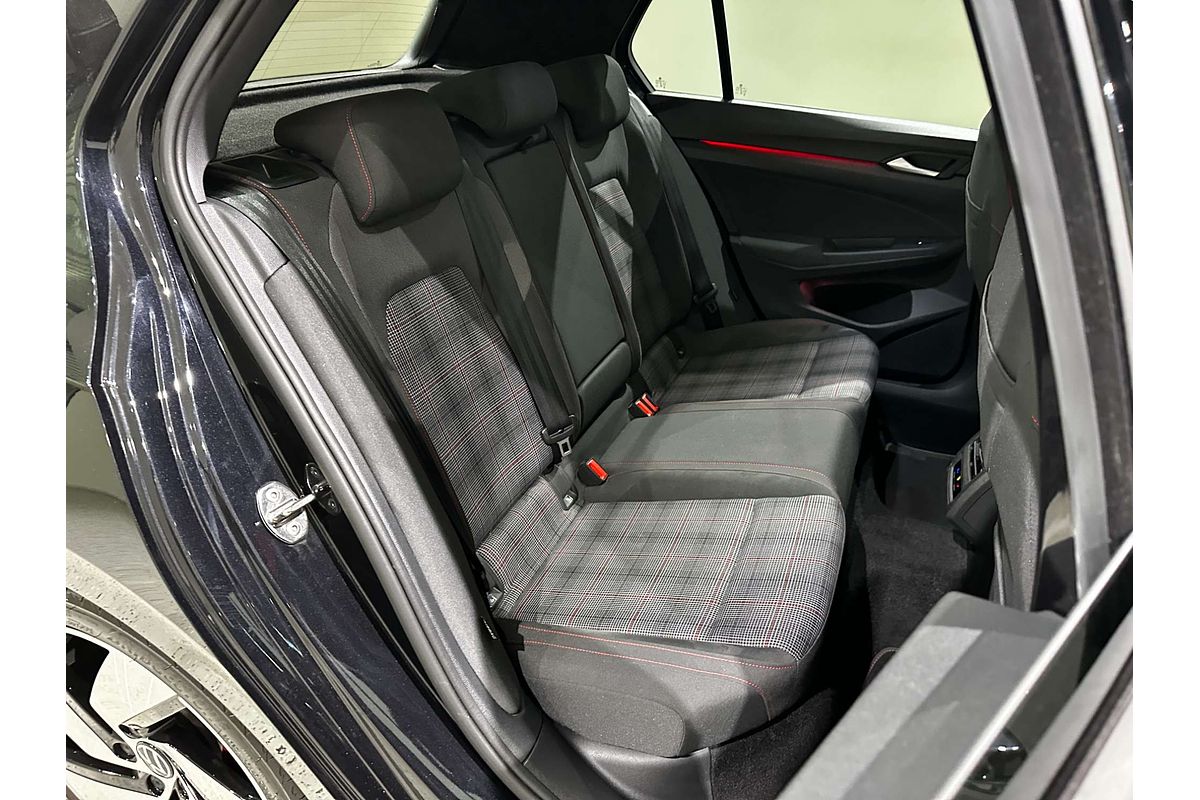 2022 Volkswagen Golf GTI 8
