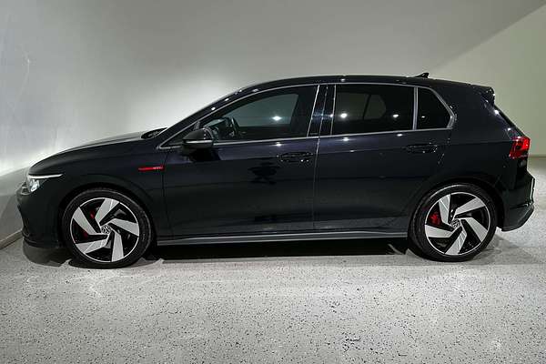 2022 Volkswagen Golf GTI 8