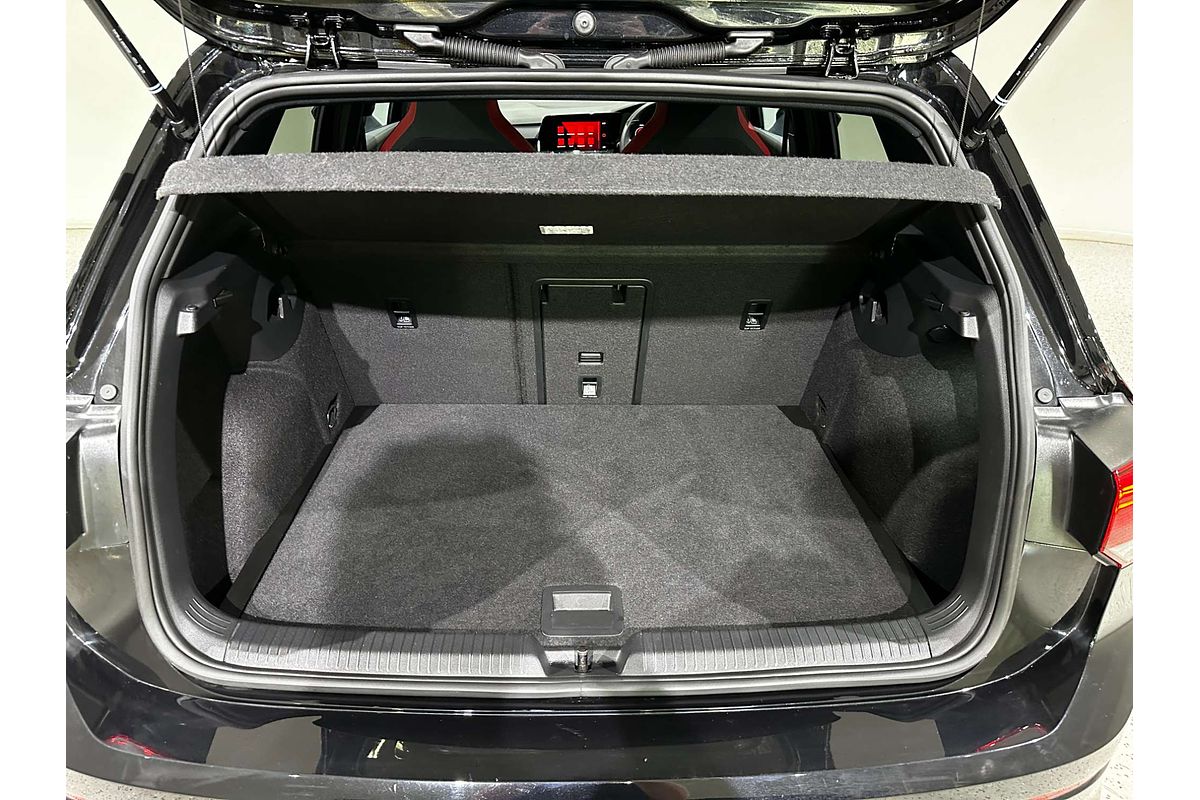 2022 Volkswagen Golf GTI 8