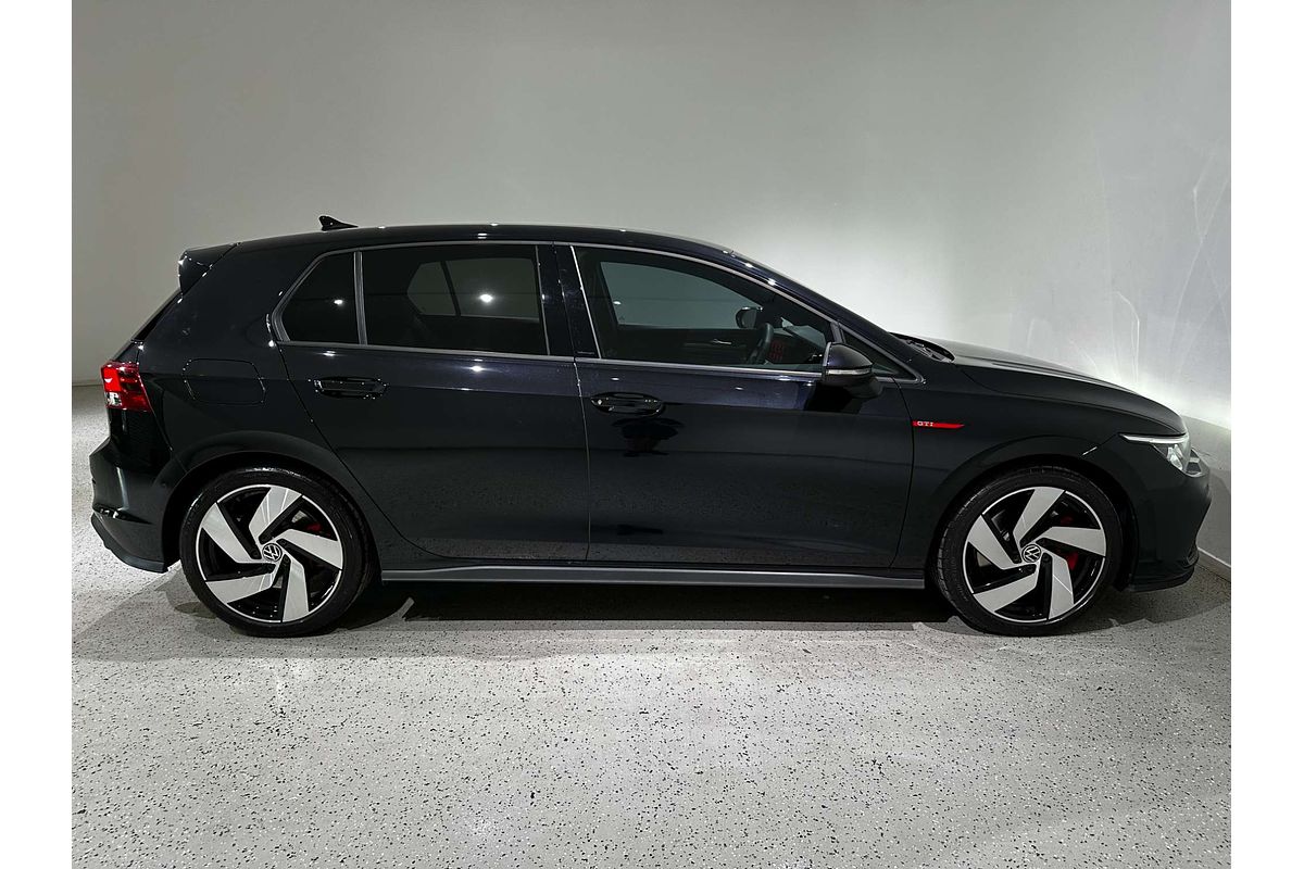 2022 Volkswagen Golf GTI 8
