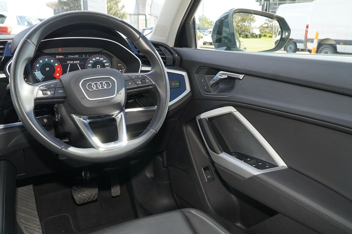 2022 Audi Q3 35 TFSI F3