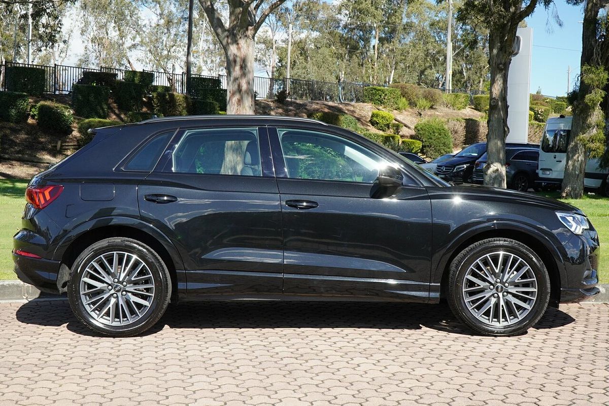 2022 Audi Q3 35 TFSI F3
