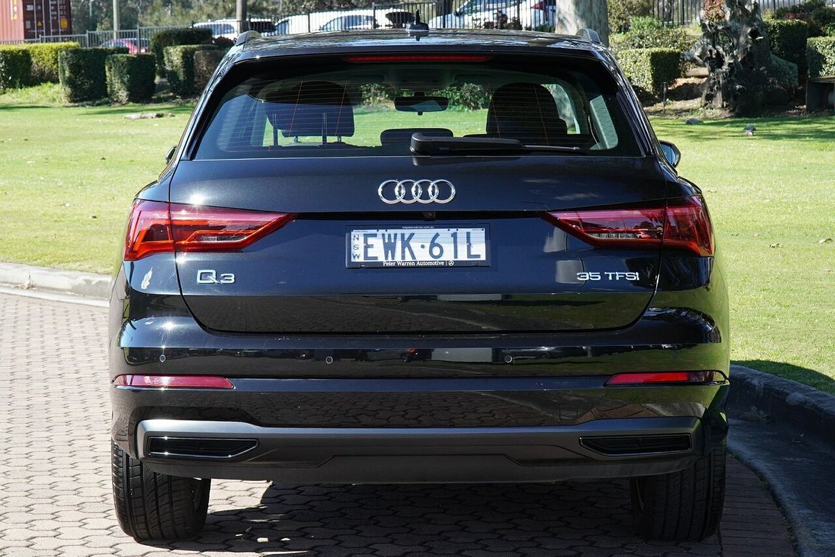 2022 Audi Q3 35 TFSI F3