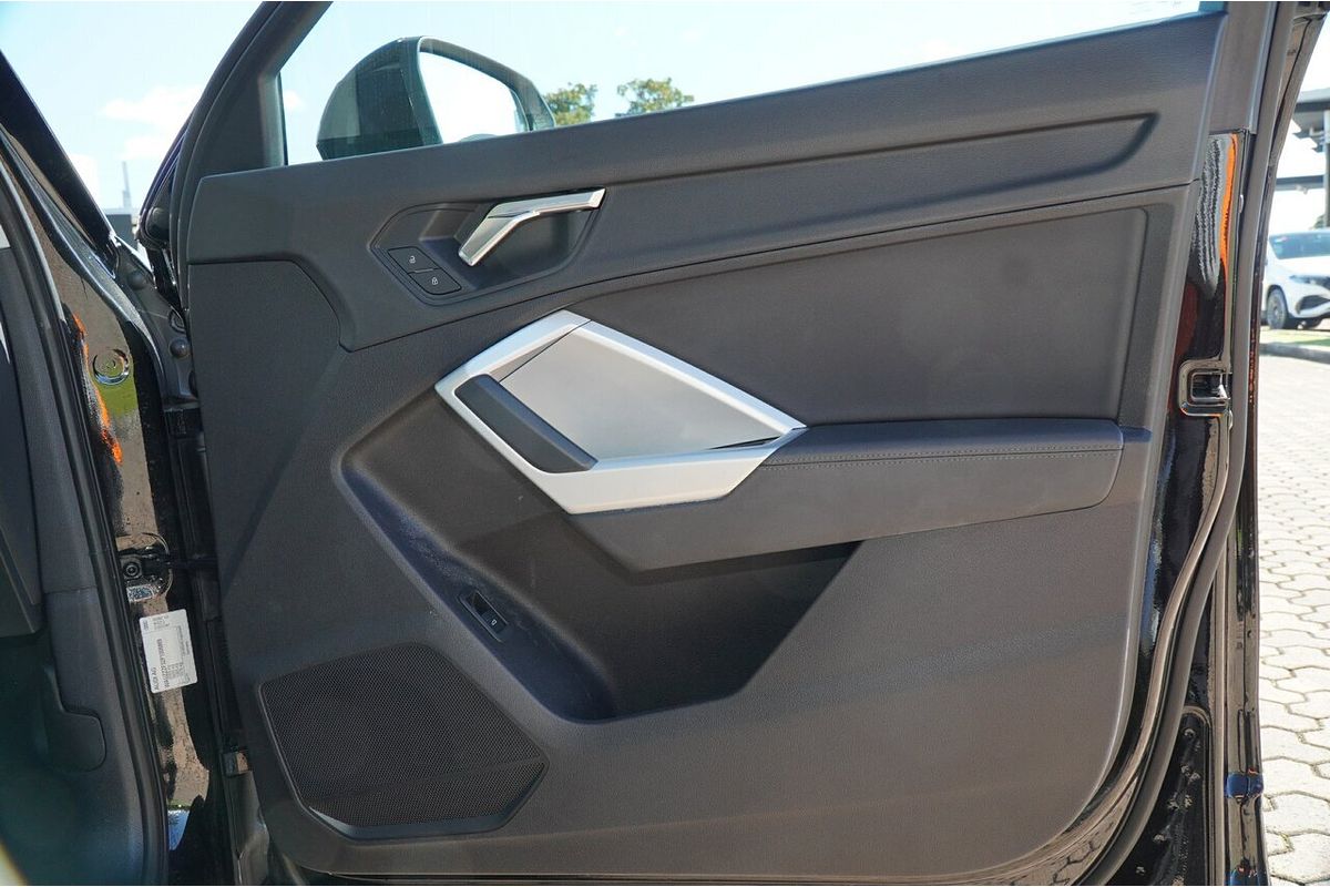 2022 Audi Q3 35 TFSI F3