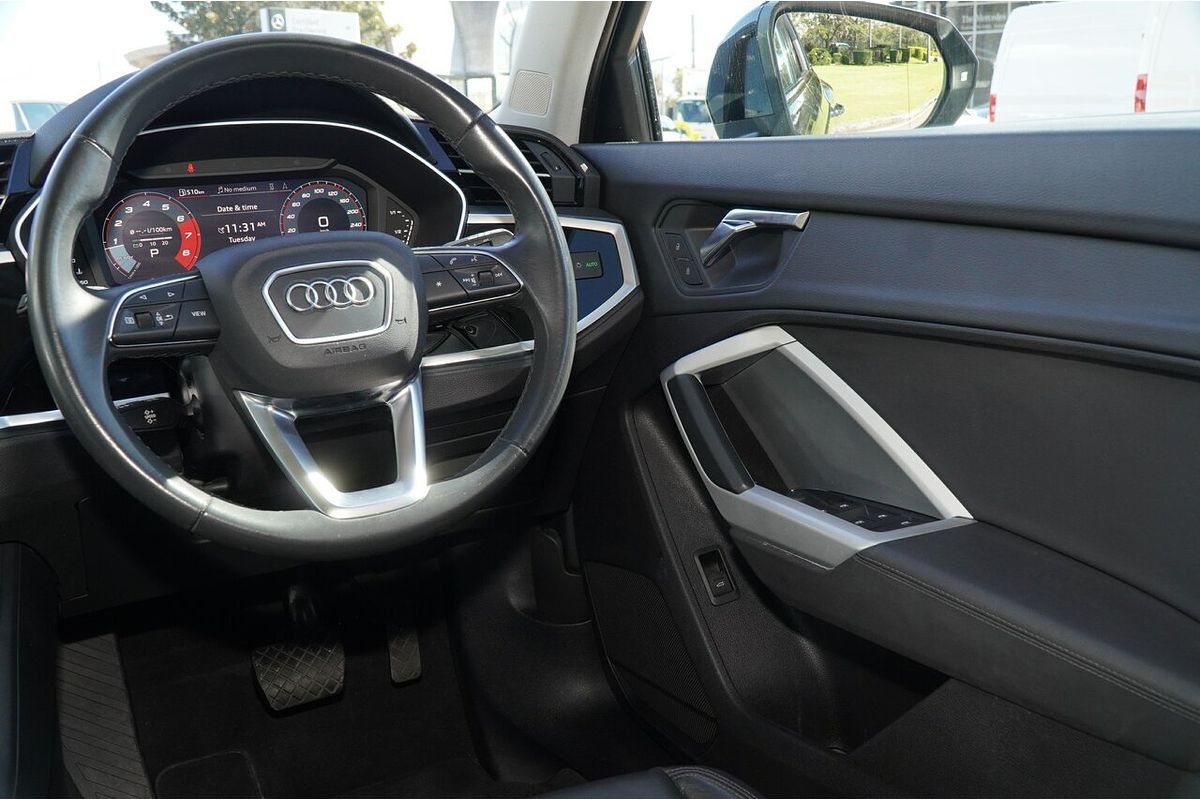 2022 Audi Q3 35 TFSI F3