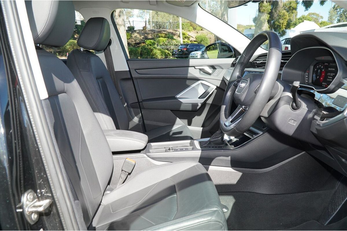 2022 Audi Q3 35 TFSI F3