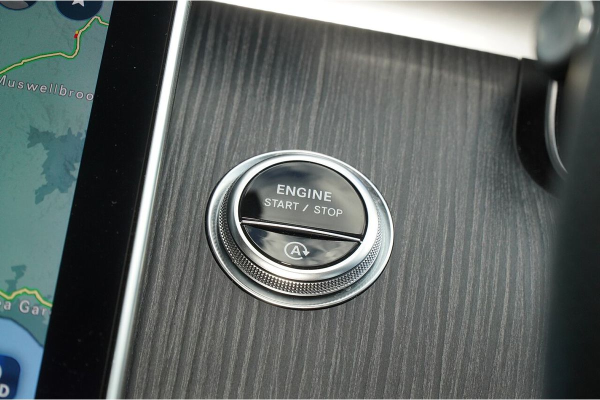 2023 Mercedes-Benz C-Class C300 W206