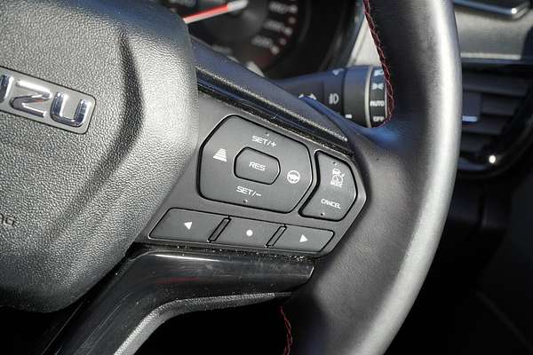 2023 Isuzu D-MAX X-TERRAIN 4X4