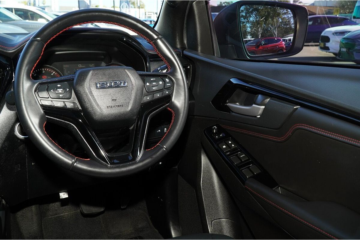 2023 Isuzu D-MAX X-TERRAIN 4X4