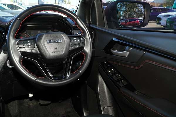 2023 Isuzu D-MAX X-TERRAIN 4X4