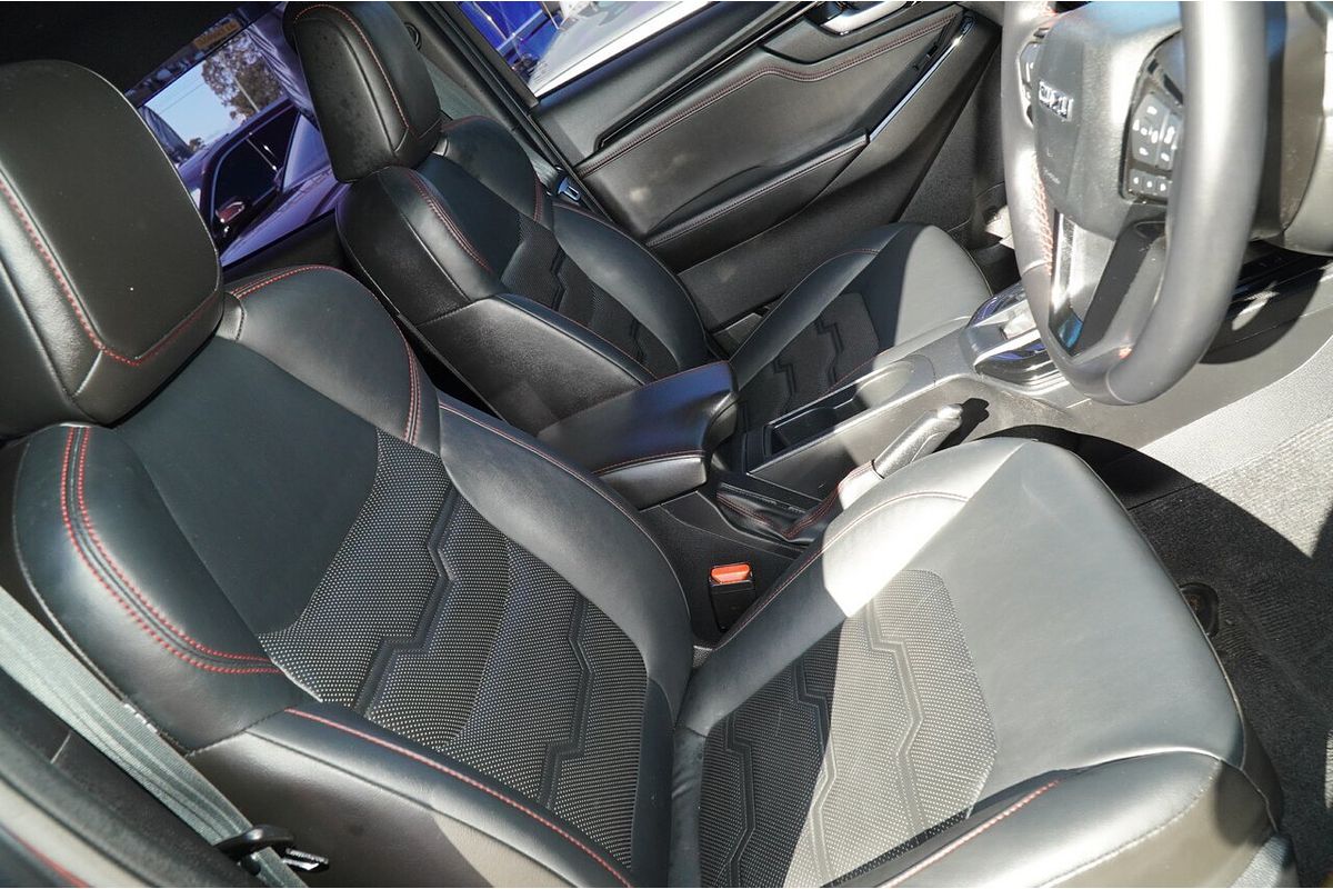 2023 Isuzu D-MAX X-TERRAIN 4X4