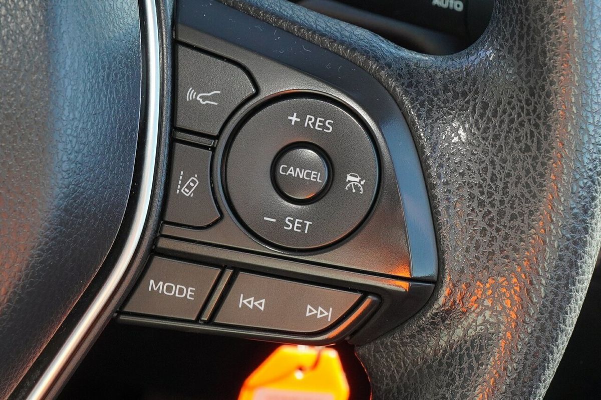 2019 Toyota Camry Ascent ASV70R