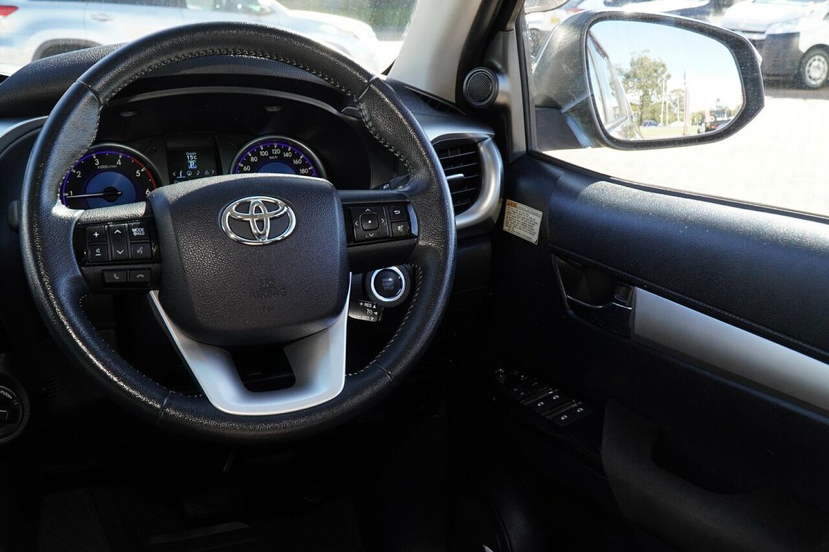 2017 Toyota Hilux SR5 GUN126R 4X4