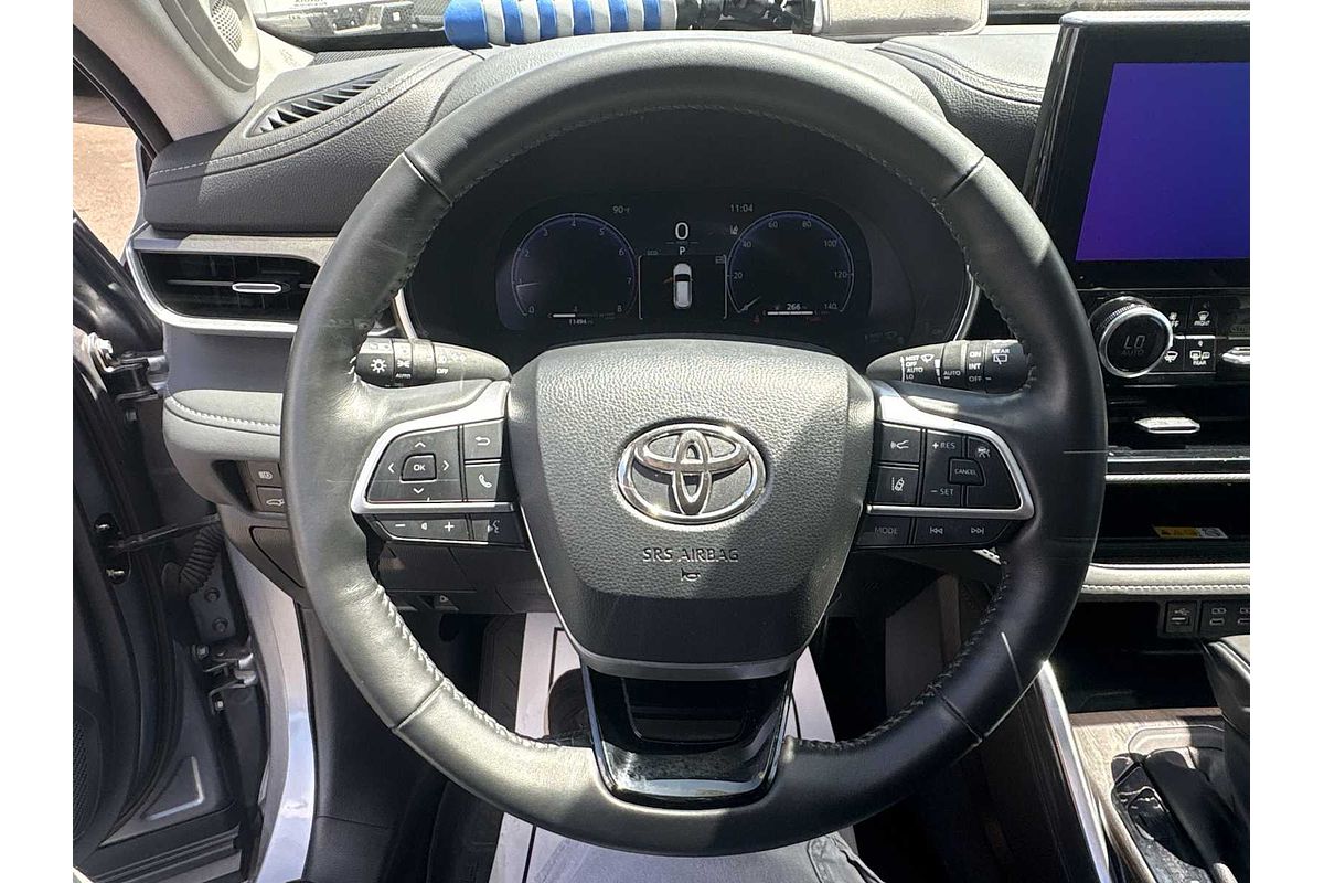2024 Toyota Highlander Platinum
