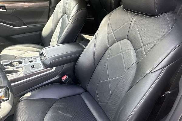 2024 Toyota Highlander Platinum