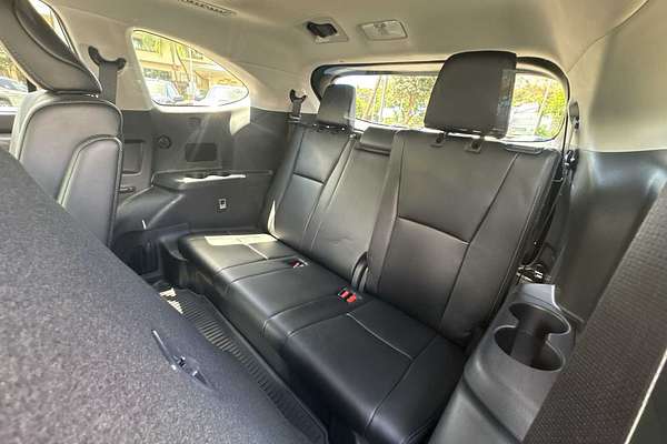 2024 Toyota Highlander Platinum
