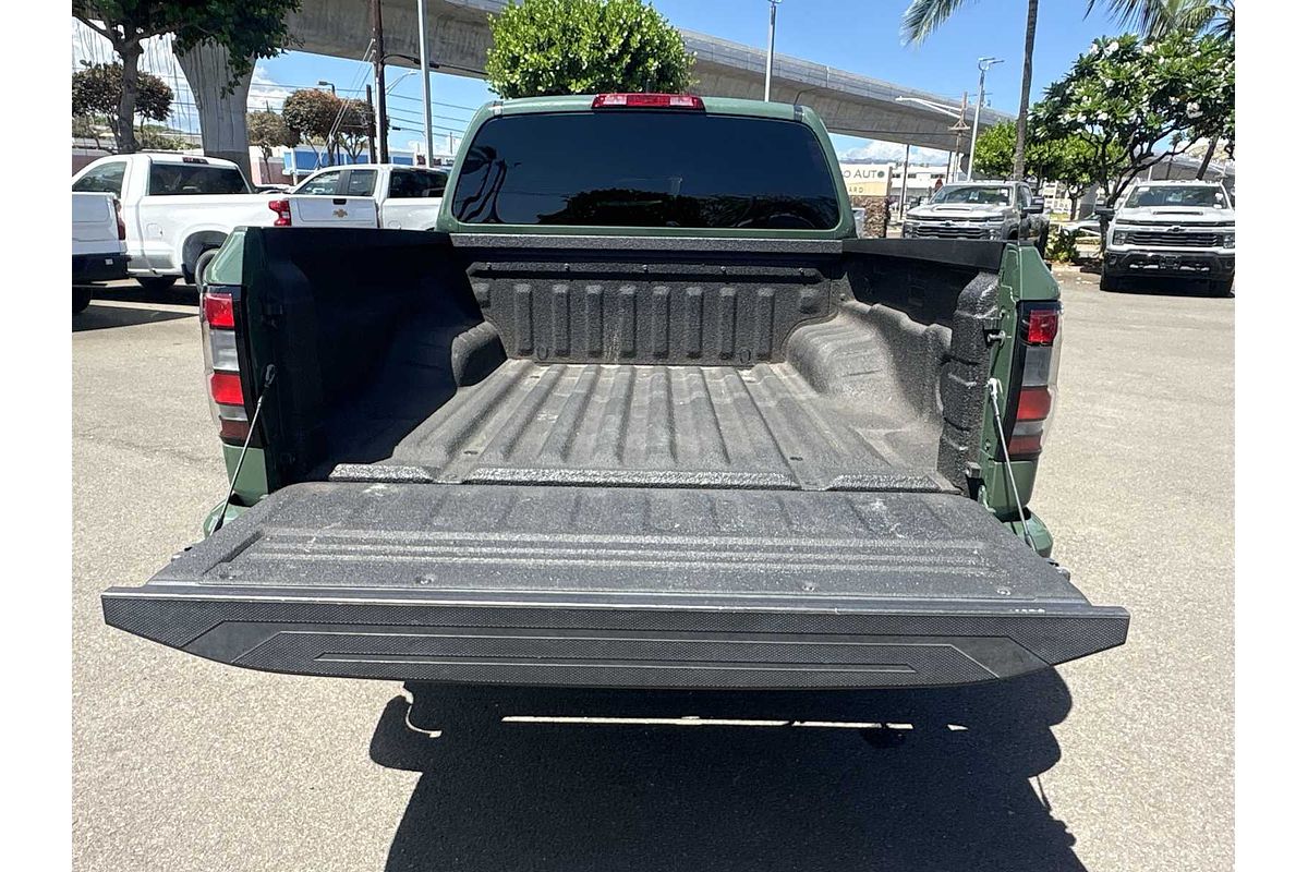 2022 Nissan Frontier SV