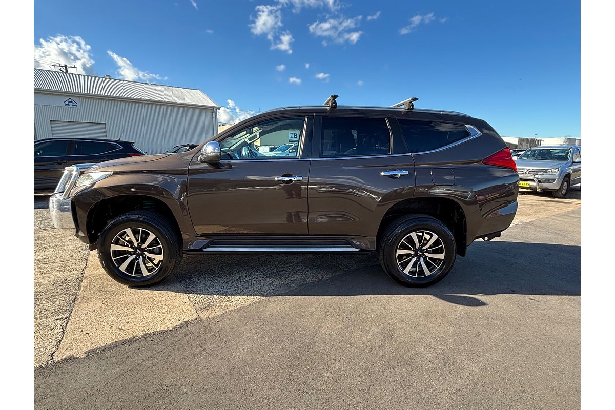 2016 Mitsubishi Pajero Sport GLS QE