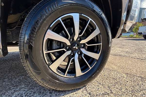 2016 Mitsubishi Pajero Sport GLS QE