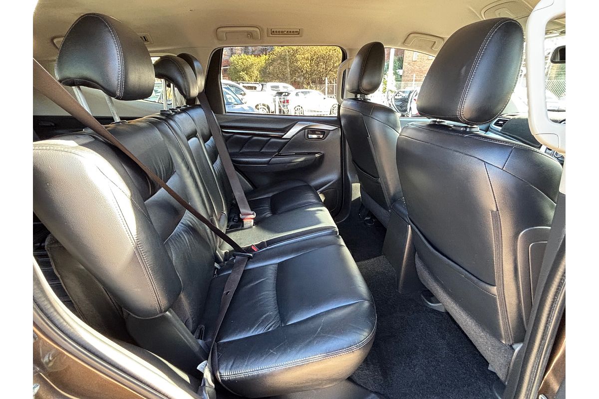 2016 Mitsubishi Pajero Sport GLS QE