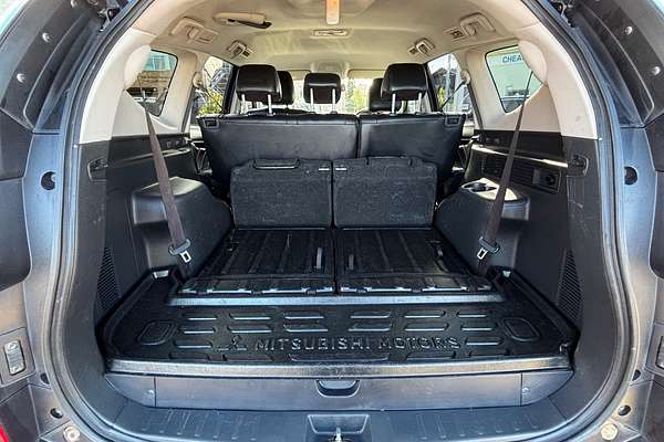 2016 Mitsubishi Pajero Sport GLS QE