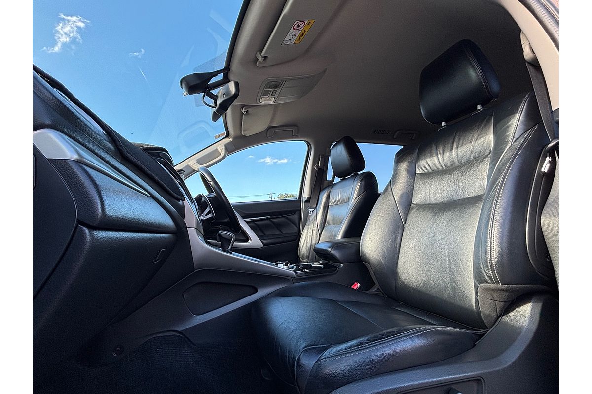 2016 Mitsubishi Pajero Sport GLS QE