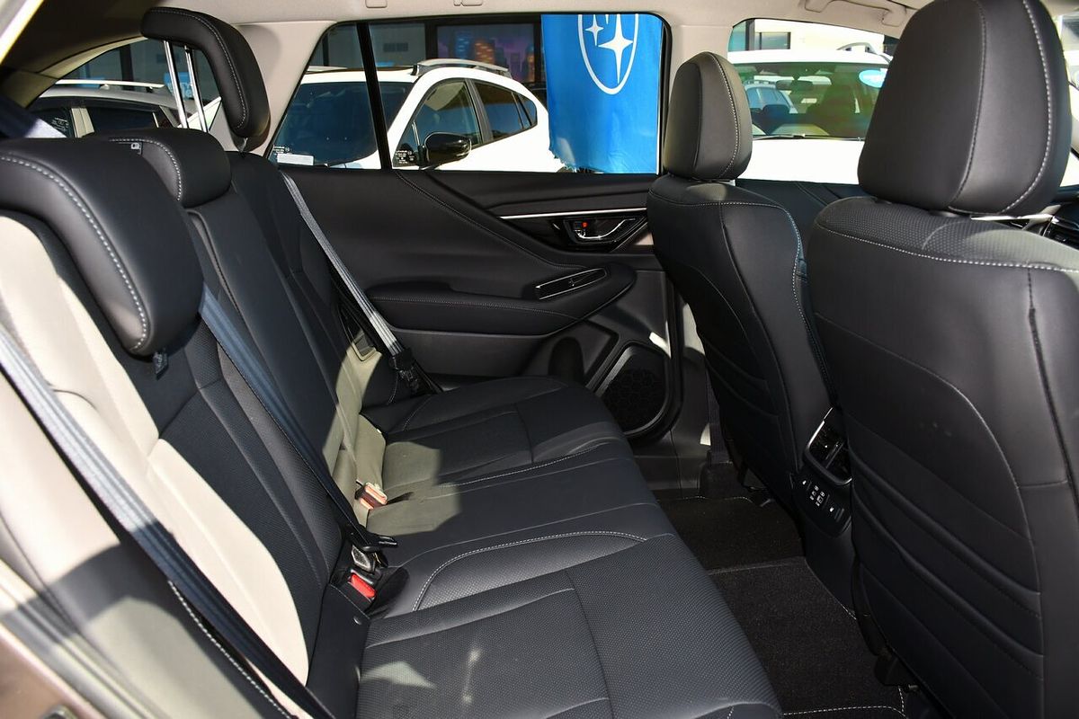 2025 Subaru Outback AWD Touring XT 6GEN