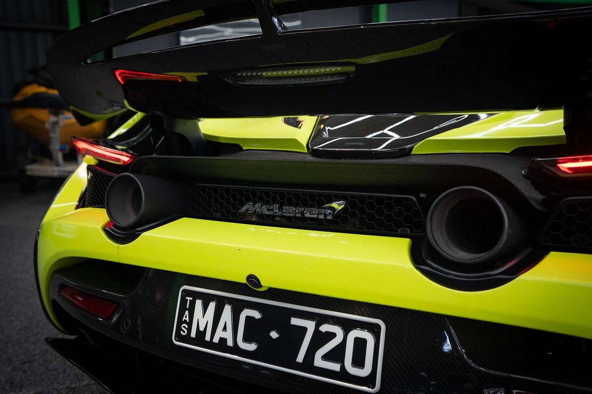 2018 McLaren 720S Performance P14